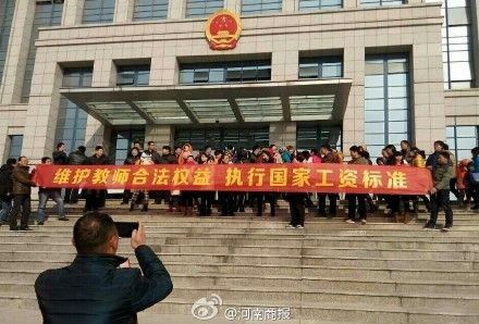 ���Ͻ�ǧ���̎������Tǰ�T��:���Yδ�q�����˿�