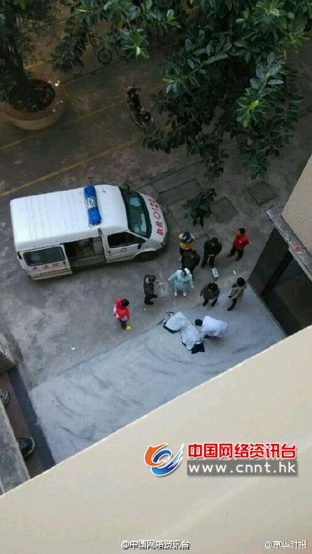 �V�|һ����Ů�����n�g��������