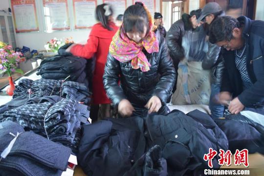 2��5�����������½��򹤵ĸ��C��Ҵ�񘷿hŮ����ϼ���l(xi��ng)�����ڌ��l(xi��ng)�H���ϵĒ������I��60����������ٛ��ͬ��ؚ���������ˡ���䛔z