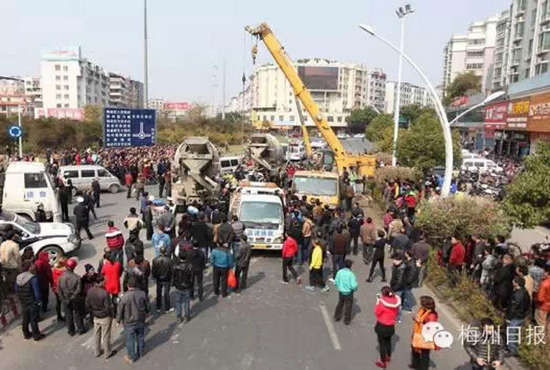 �F(xi��n)��(ch��ng)�D