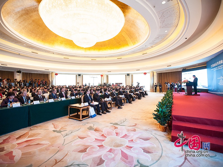 2��11�������e���_Ļʽ��ȫ�w���(hu��)�F(xi��n)��(ch��ng)�� �Ї�(gu��)�W(w��ng)ӛ�� �����zӰ