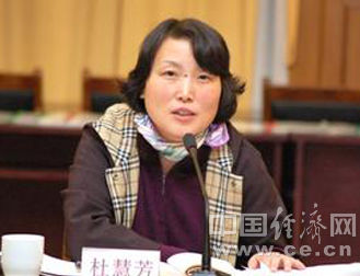 �Ż۷����A�|������W(xu��)�hί��ӛ ����ƽ��У�L