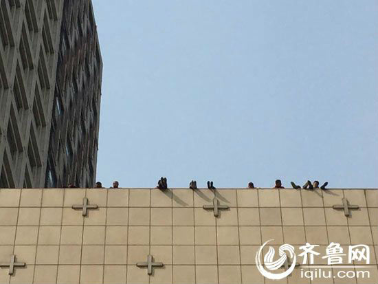 ��(j��)��һ�̈����������ǾS��(qu��n) ԓ�̈���2��ӑн�¼�