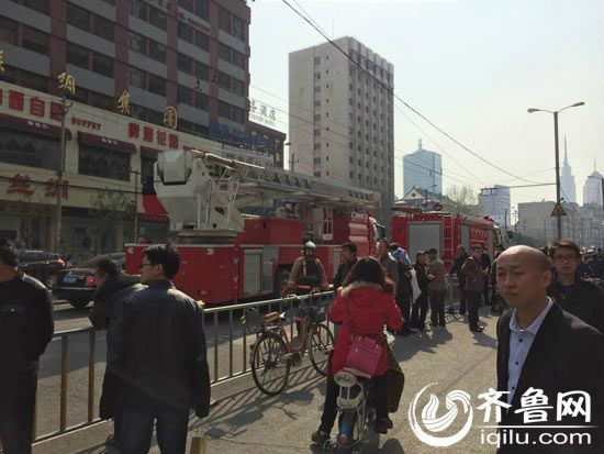 ��(j��)��һ�̈����������ǾS��(qu��n) ԓ�̈���2��ӑн�¼�