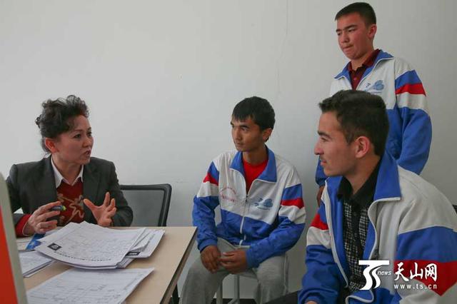 ��ʲ����һ��һ·���ϟ��l(f��)�ഺ