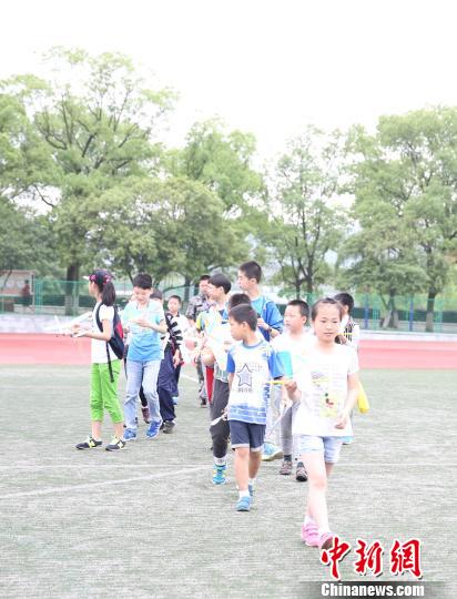 ���Ϻ��պ���ģ��ِ��1800����С�W(xu��)��չ�������ؼ���