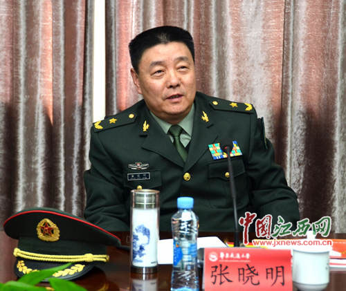 �������ν���ʡί��ί��(bi��o)��(zh��n)���ó�ί������ȱ2��