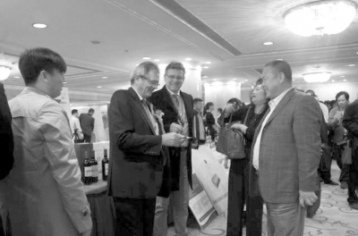 ������(��һ)���Ӽt���Ļ��������(d��ng)�����L�߹��D