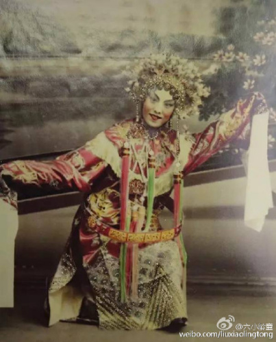 �DƬ��Դ����С�gͯ΢��