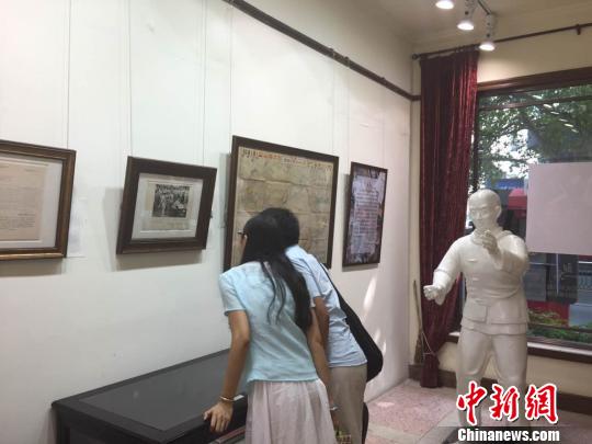 �����������E�Ͼ�����ֱ�^���ܚvʷ�ġ�ī�E��