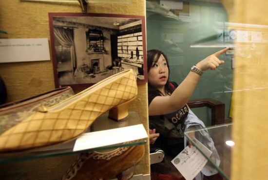 �����M(f��i)�^���(l��i)�����Ї�(gu��)�͚W�ރɂ�(g��)�ο�Ⱥ�w�кܴ�Ĳ�ͬ��