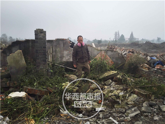 ����������վ���Լұ���ķ���ǰ