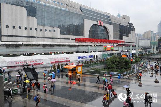 ���ڻ�܇վ�������fƽ�׺�܇��������