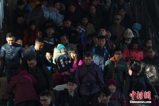 �Ї����\�_�� 40�����ÿͰl(f��)������30�|�˴�