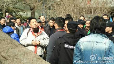 ��Ӱˇ����(ch��ng)����¹� һ����׷��Ů�Կ���(�D)