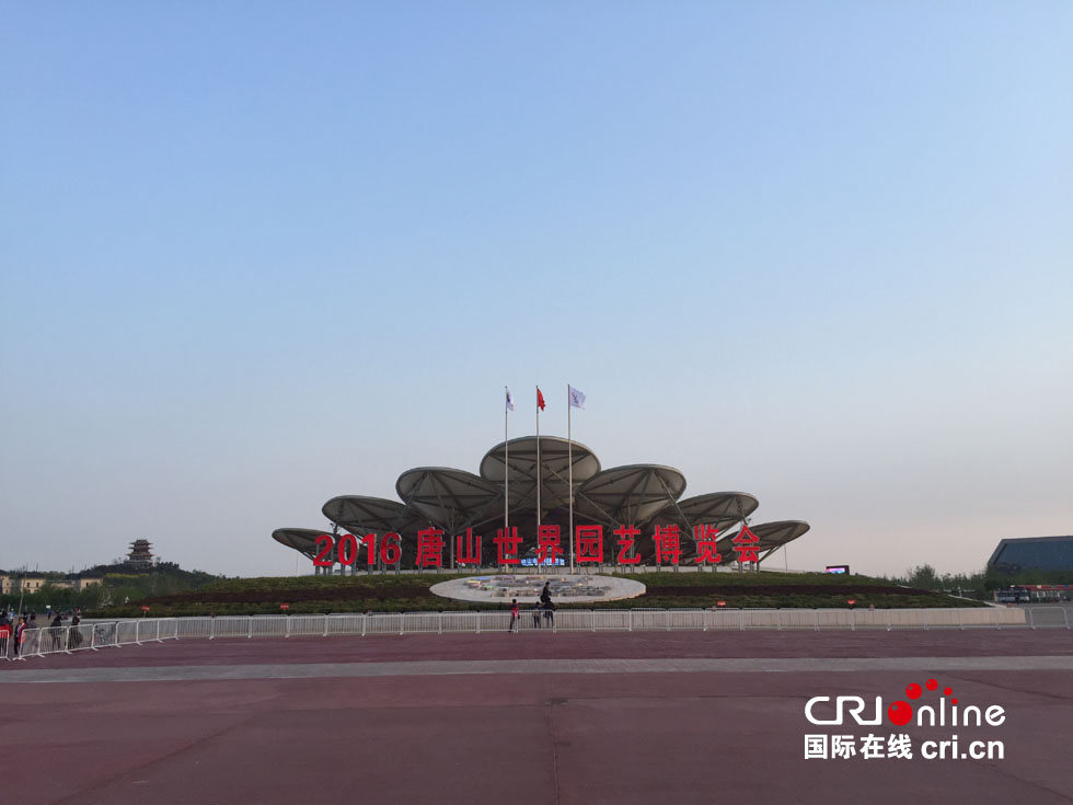 �DƬĬ�J(r��n)��(bi��o)�}