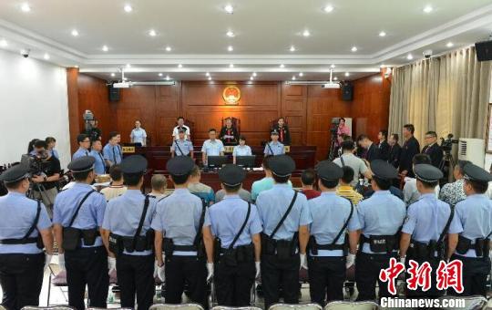 8��2�գ����з�Ժ�������_�������������Ƿ��_��ϡ���V�������D��ͥ���F(xi��n)��(ch��ng)���S�~�A �z