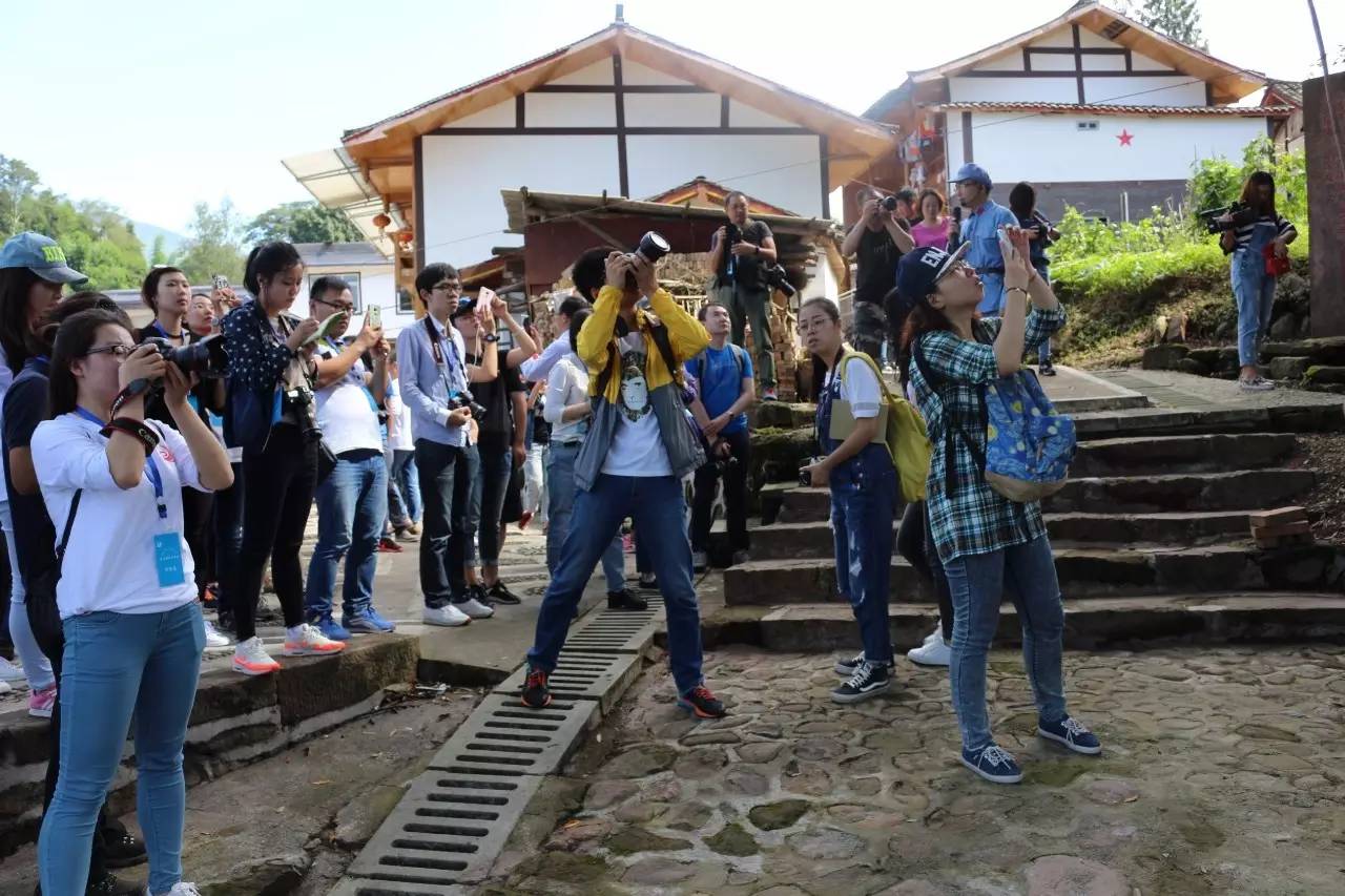 ���^��֪�h���y �W(w��ng)ý��ѩɽ