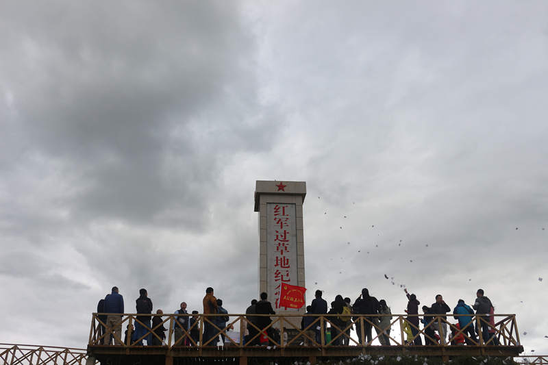 ӛ�߈F(tu��n)�ڼt܊�^(gu��)�ݵؼo(j��)�ǰ���������(x��)����¡�_(d��)���o(j��)�������֮�⣩