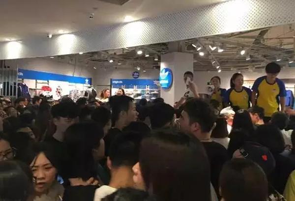 ����һ�̈�����ȫ��5�����f�˓�ُ �����o����ͣ