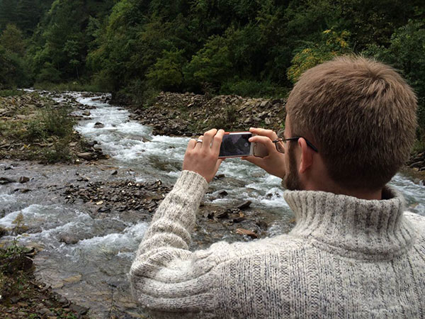 Ӣ��80�������L��· ѩɽ��ϸ���t܊�D��׿�^