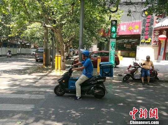 �D���ڸߜ���������u�Tʮ��æµ�������n �z