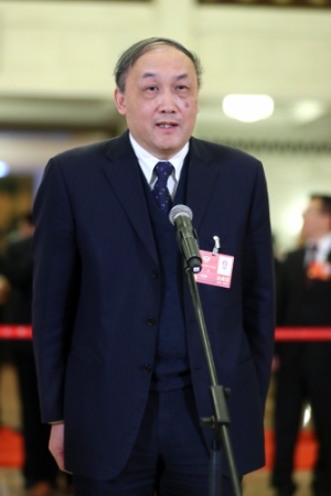 ��8��ȫ�����f(xi��)ί�T���ܲ��L