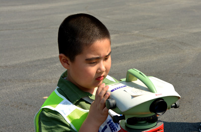 ������С���Ѫ�(d��)�������y(c��)�L�x�����������f�ְֽ�(j��ng)���o�Լ��v��ˮ���{(di��o)���������Լ�����һλ��ˮ���{(di��o)���̎��İְָе�����������W(w��ng)ӛ�ߌO����z��