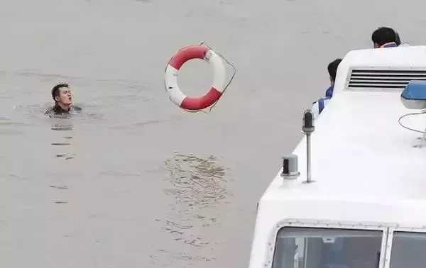 �挦(du��)����(zh��n)���Ї�(gu��)܊�˵�ÿһ��(g��)��Ӱ��׌�˳�Mϣ��