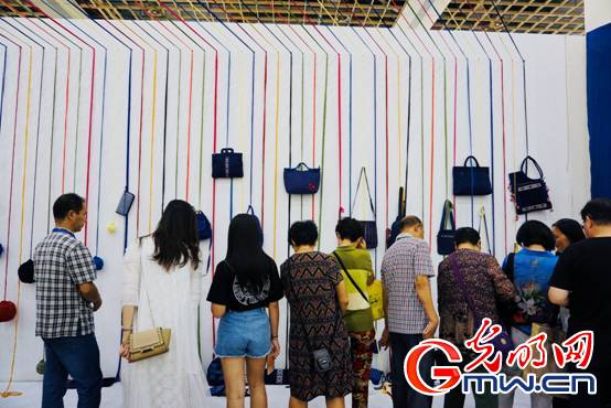 ����B(t��i)�����������٬F(xi��n)�� ���z���[���������ʽ���Ӱ��g��