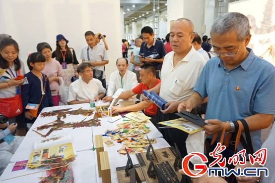 ����B(t��i)���У������٬F(xi��n)�� ���z���[���������ʽ���Ӱ��g��