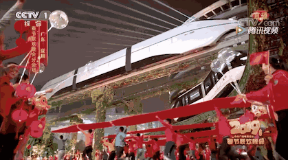 ���Һ���ϱ�D��ʣһ����ˡ������괺������ע�⵽�@��(du��)�F·���ކ���