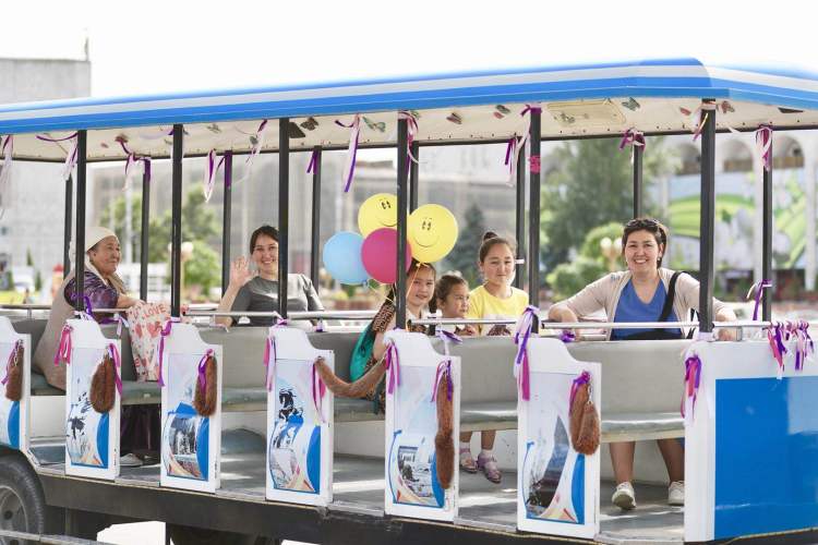 ��(x��)��ϯ�w����ʲ�P�ˣ��@���c���z�I֮·�����о���