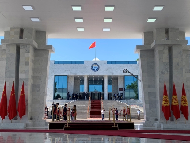 �r(sh��)������ح��(x��)��ƽ�������нz���ԝM(m��n)�������Пo(w��)������