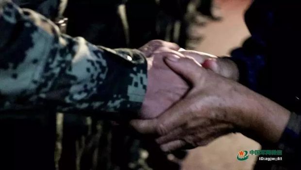 �@�β���30���ҕ�l��׌܊�˸е�ů����