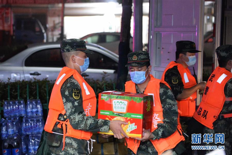 ������(x��)��ƽ�r(sh��)���Ї���ɫ���(hu��)���x˼��ָ���¡����r(sh��)����������ƪ�¡���(x��)��ƽ����ӛ�P(gu��n)���¡��D�Ļ���(d��ng)����9��һ�О������񡪡�����ȫ����Ѵ�Ȟ�(z��i)ȡ���A�����ش����֮�r(sh��)