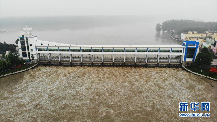 ������(x��)��ƽ�r(sh��)���Ї���ɫ���(hu��)���x˼��ָ���¡����r(sh��)����������ƪ�¡���(x��)��ƽ����ӛ�P(gu��n)���¡��D�Ļ���(d��ng)����11��һ�О������񡪡�����ȫ����Ѵ�Ȟ�(z��i)ȡ���A�����ش����֮�r(sh��)