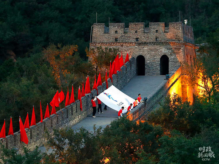 �r(sh��)������ح���߈�(ch��ng)��Մ��(hu��)����(x��)��ƽ��ξ۽��@�Ă�(g��)�I(l��ng)����