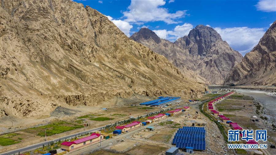 �����Aȫý�^�l���D�Ļ���(d��ng)����6��������ɽ�ϱ����V���l(f��)չ��ƪ��������(x��)��ƽͬ־����ĵ��h�����P(gu��n)���½������o(j��)��(sh��)