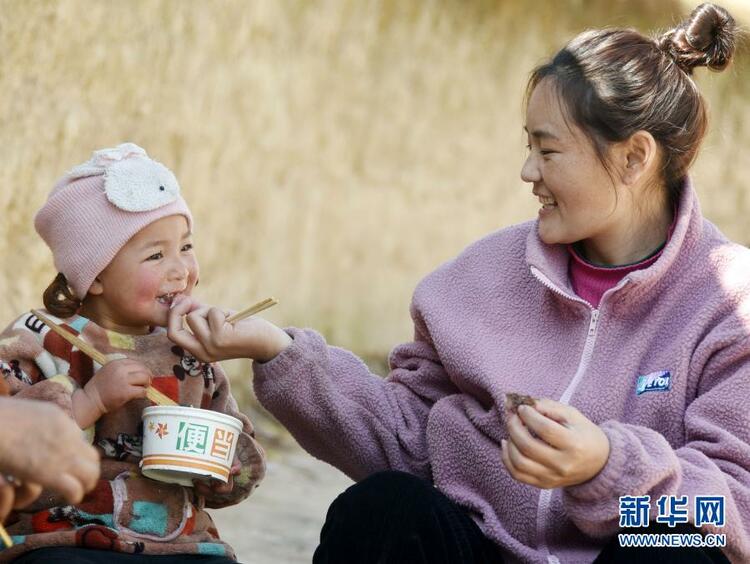 �����\(y��n)ĸ�H�����ԸЄ�(d��ng)�|�f(w��n)��(gu��)��