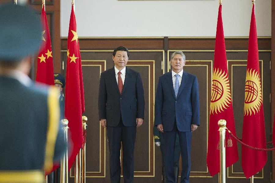 ��(x��)��ƽ��ϯ������˹˹̹���y(t��ng)��̹��Ү���e�еĚgӭ�xʽ