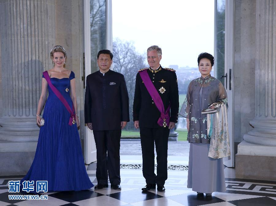 ���r������(x��)��ƽ�ͷ��������³�ϯ�����Շ�����D�e�е�¡�؇���