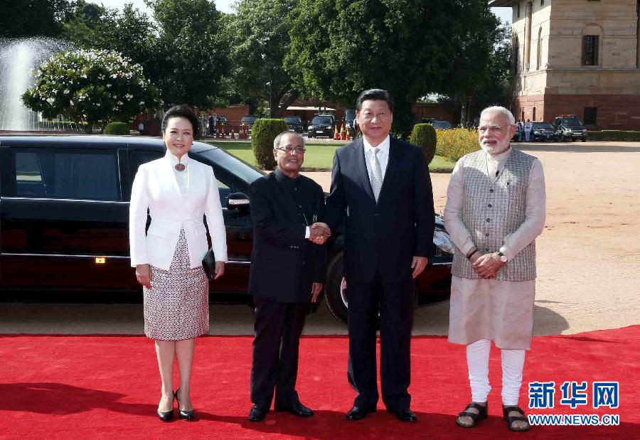 ���r(sh��)������(x��)��ƽ��ϯӡ�ȿ��y(t��ng)Ľ�˼��e�е�¡�ؚgӭ�xʽ