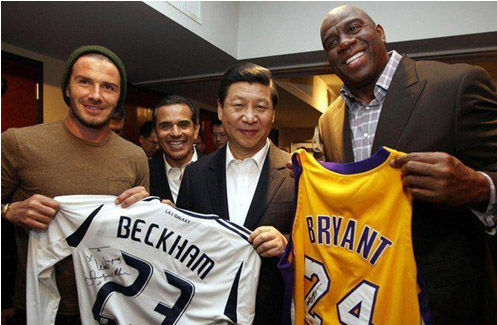 2012��2��9������(x��)��ƽ����ɼ��˹�_(t��i)��˹�����^����NBA��ِ���@�����Ǽs���d����������ؐ�˝hķ������(x��)����ϯٛ(z��ng)���˼o(j��)����Ь��������