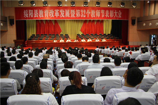 �L������������ �F�ݸ��ء������ؽ̡�εȻ���L(f��ng)