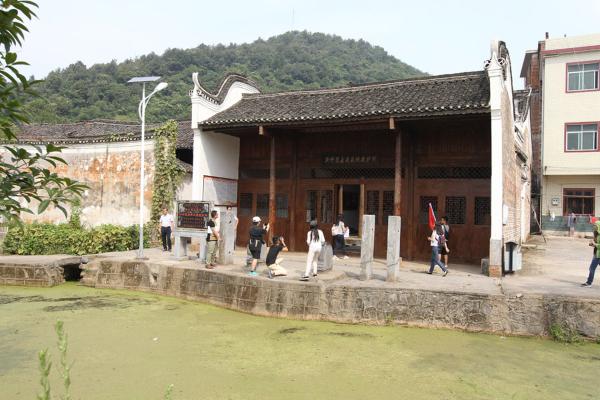 ���W(w��ng)�jý�w���D(zhu��n)�ġ��V����ꖿh����ɽΡΡ���ҹ�