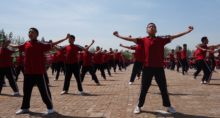 ����������У�����L(f��ng)ò