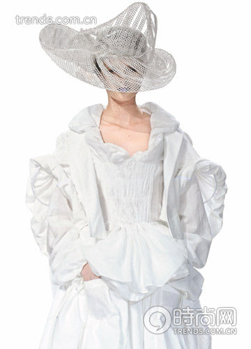 ��ɫ�������^�