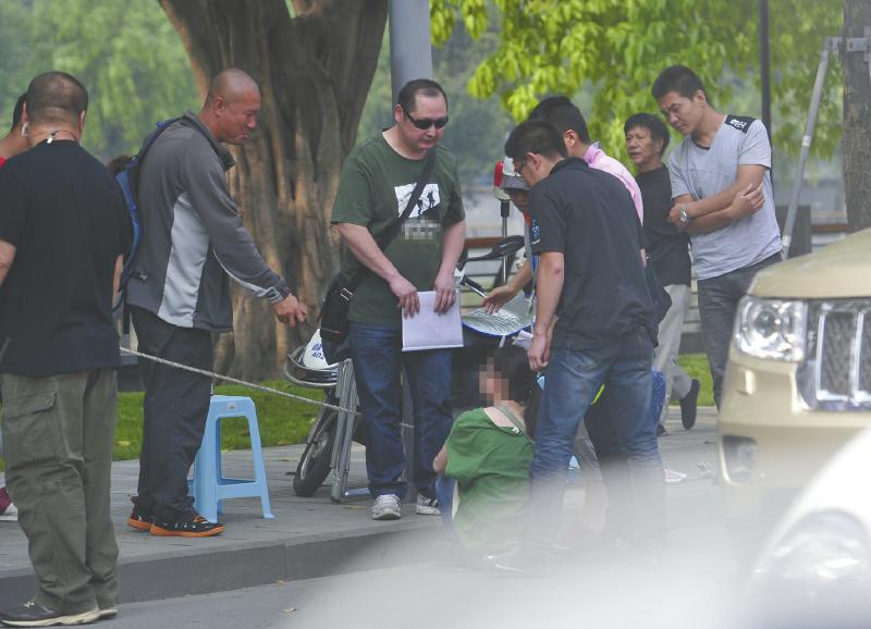 ��ʧ�¡����M�뺷�гɶ����^�Ƶ����^Ů �����A��(d��ng)�{(di��o)��