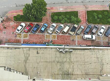 Ů���ɻ��������Y���^��ҹ��ʧۙ �賿���l(f��)�F(xi��n)�щ���